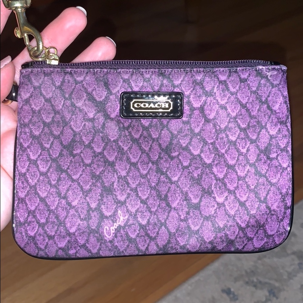 Coach purple wristlet, no markings!